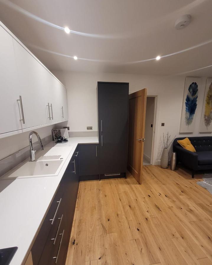 Luxury 2 Bed Apartment In The Heart Of Rochester Rochester  Esterno foto